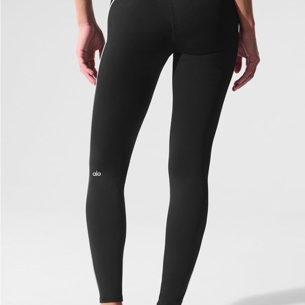 ALO Yoga Women's Jet Black Leggings
